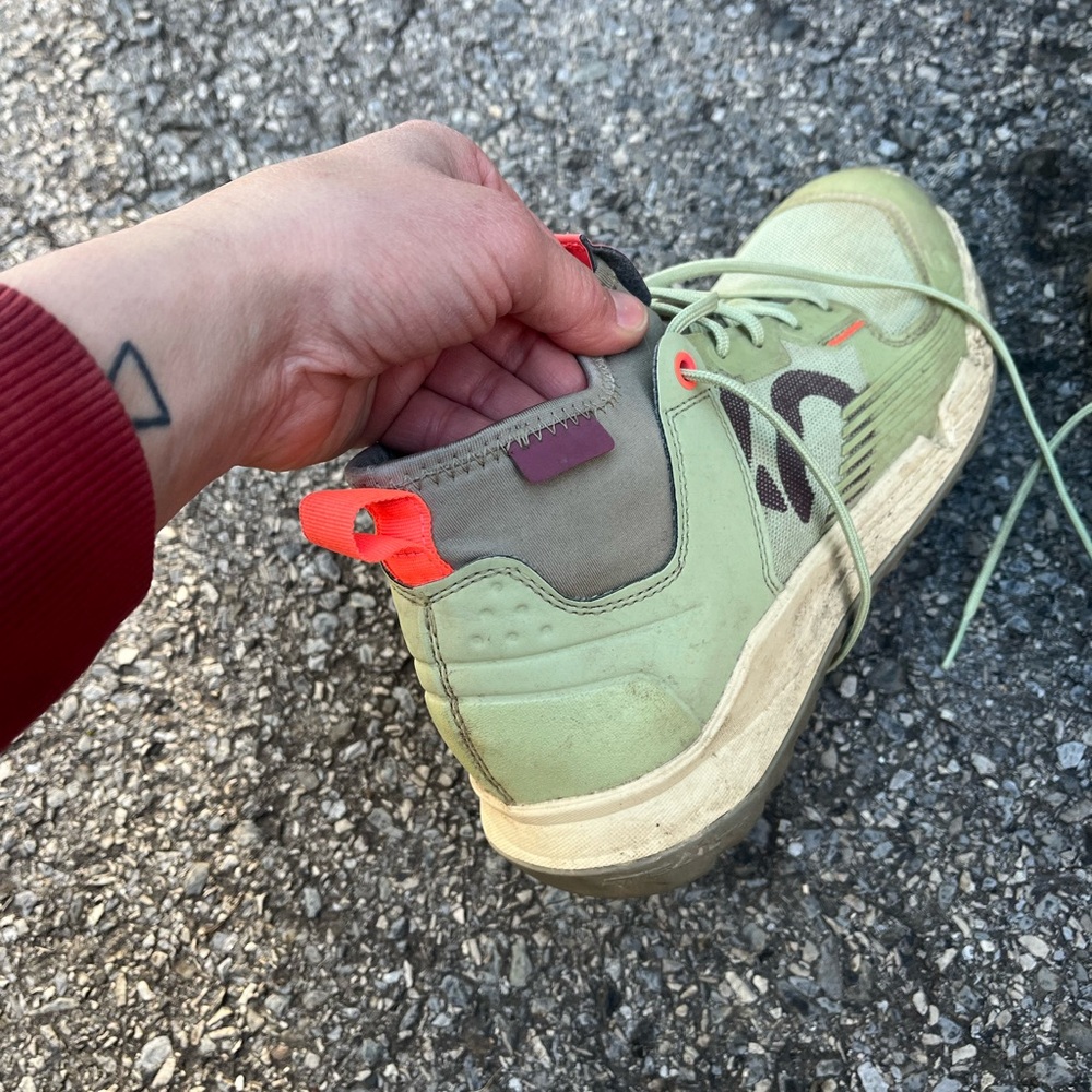 5-10 adidas mountain bike/river shoes